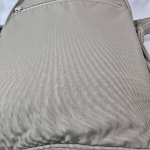 * SOLD* Pacsafe Metrosafe LS250 Crossbody Bag Khaki Anti Theft RFID Blocking - Picture 15 of 16
